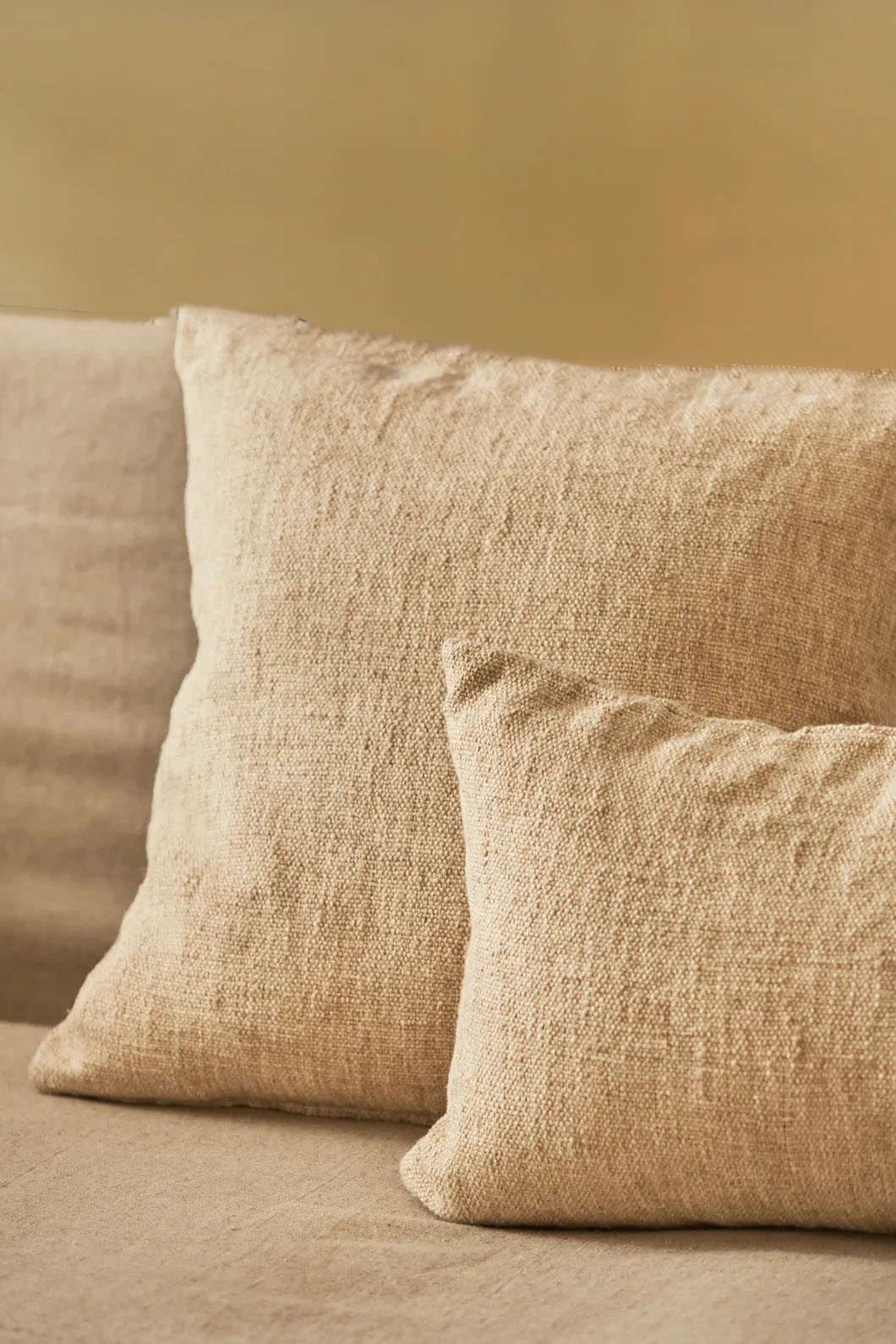 Funda de cojín de lino y algodón beige Arga-Calma House