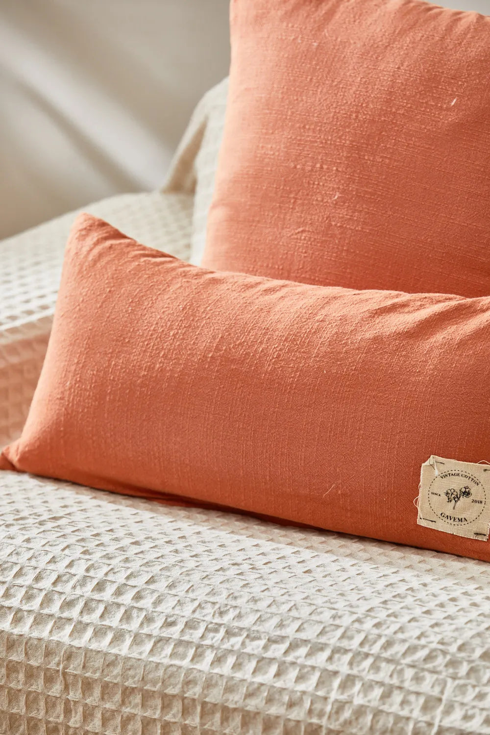 Funda de cojín tierra Gavema-Calma House