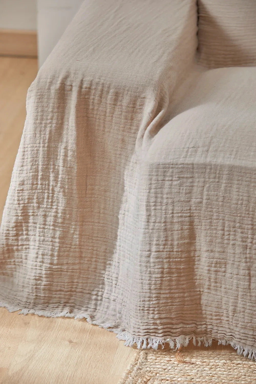 Funda de sofá de algodón beige Layer-Calma House