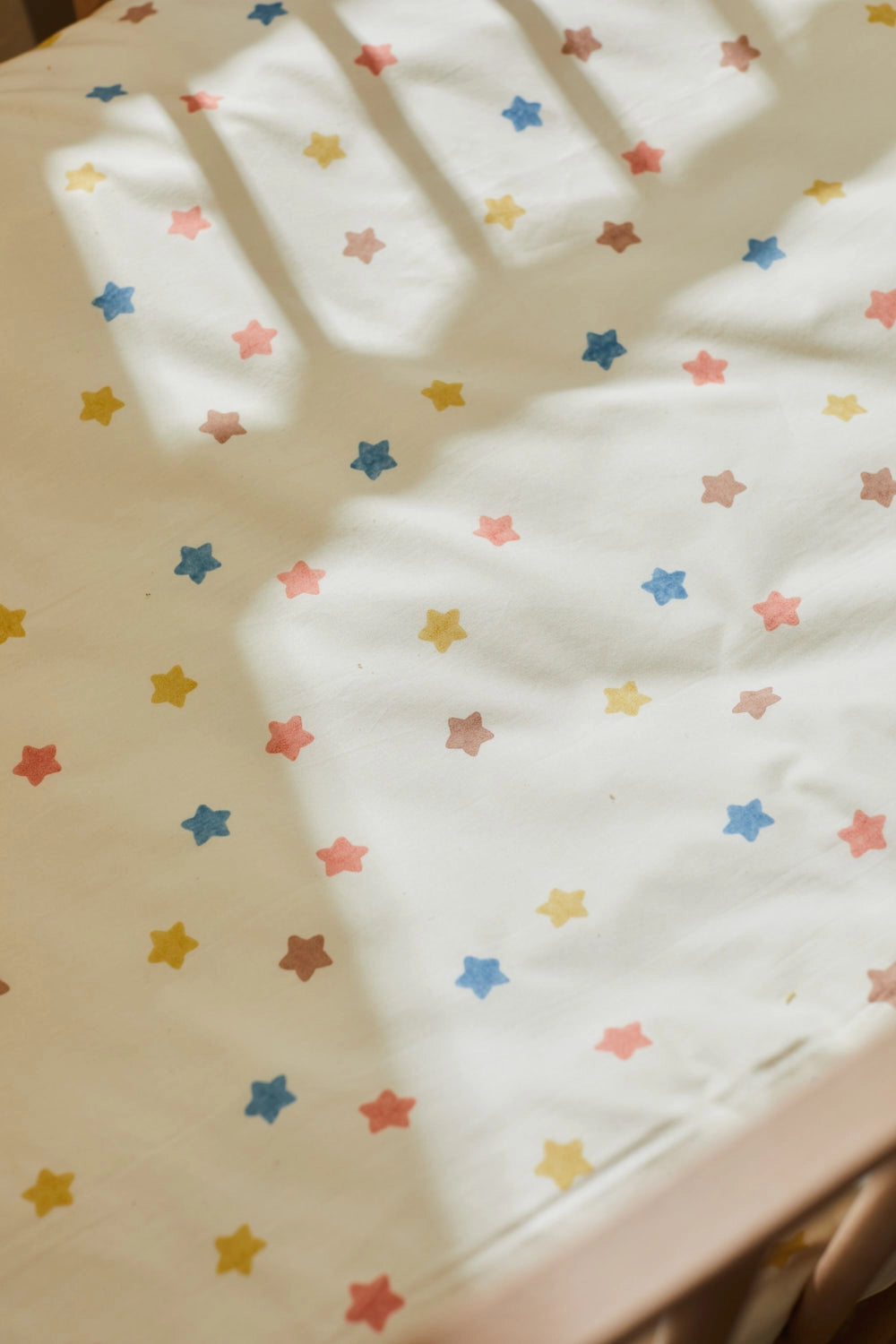 Funda nórdica de cuna + juego de almohada con estrampado de estrellas Star-Calma House