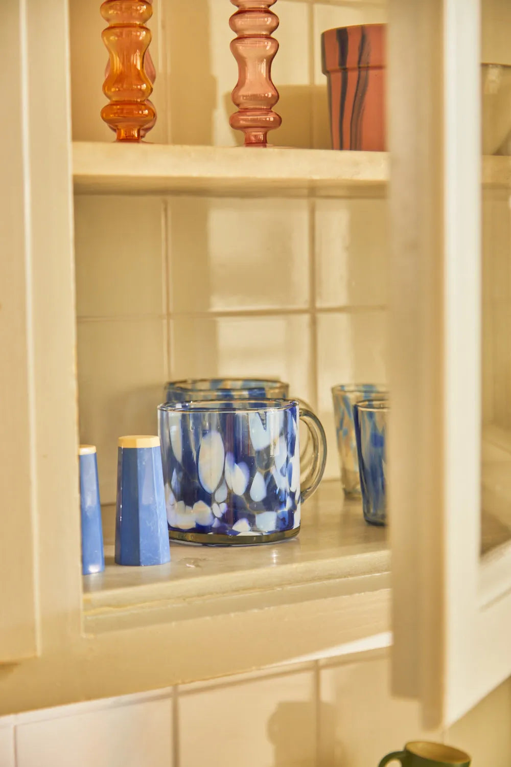 Juego de salero y pimienta azul Mango-Calma House