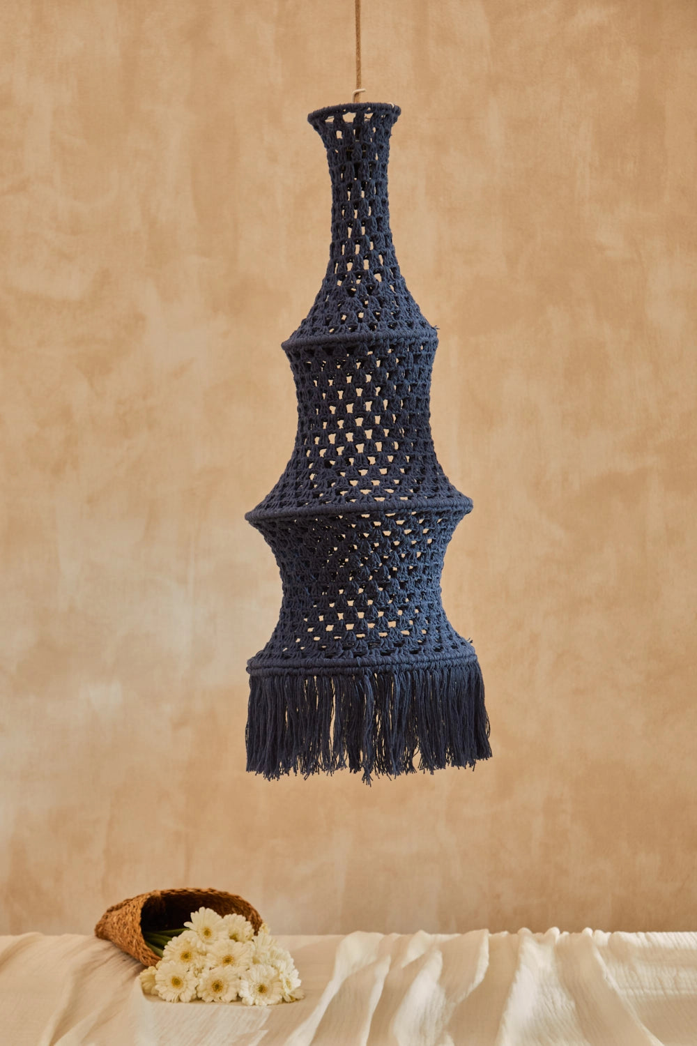 Pantalla mediana para lámpara de techo de crochet azul Pleko-Calma House