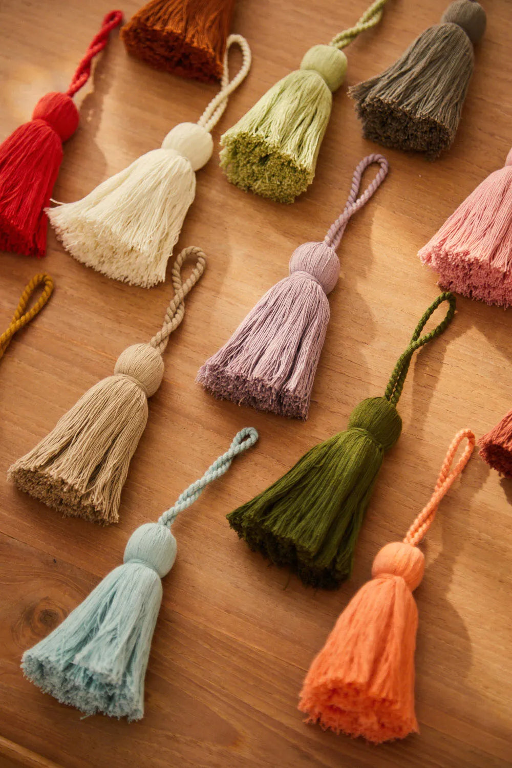 Pompón naranja Horn-Calma House