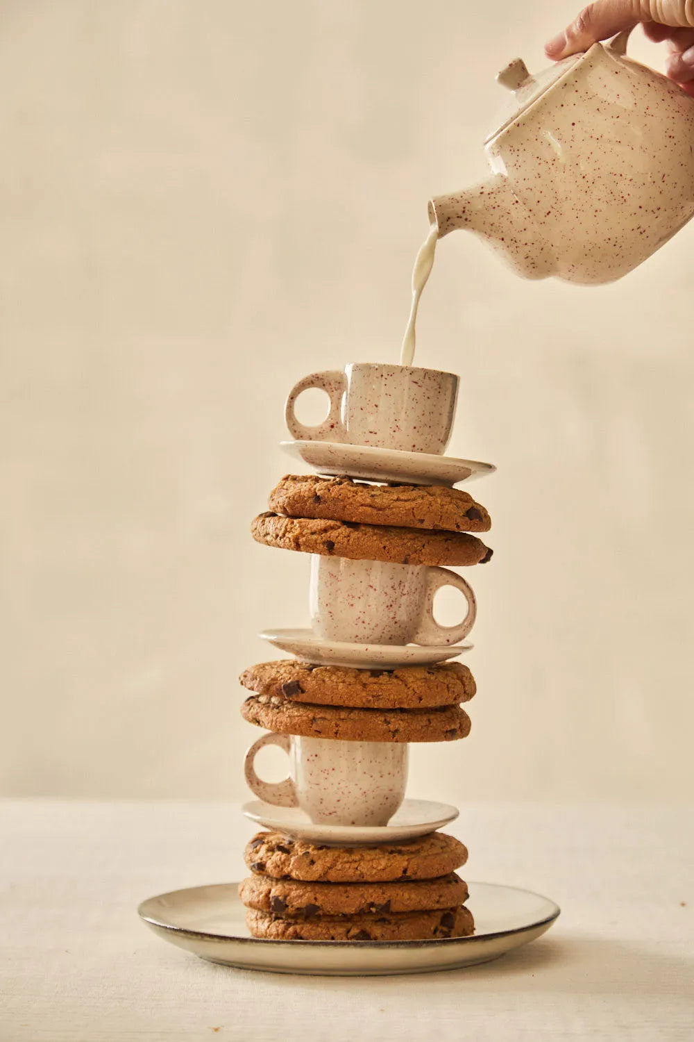 Set de 2 tazas de café de cerámica y plato Chip-Calma House